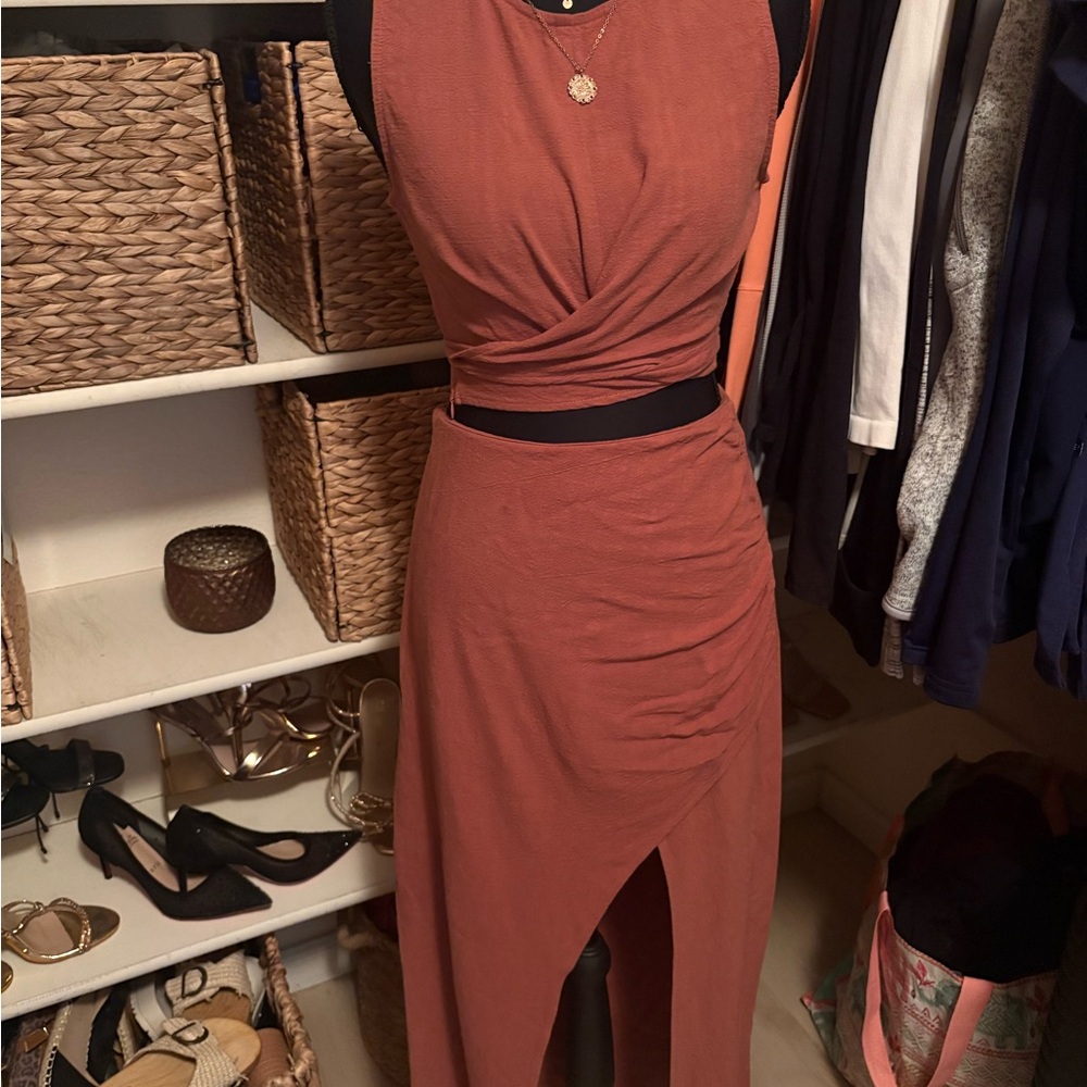 Vici Rust High-Slit Maxi Skirt Set - Picture 5 of 5